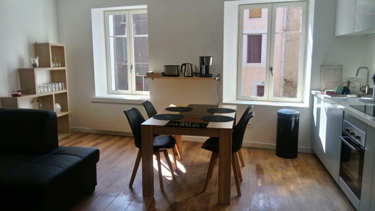 Gite Les 3 Tours 1E Etage Carcassonne Eksteriør bilde