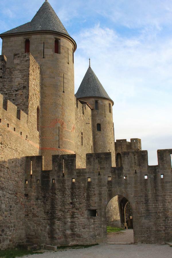 Gite Les 3 Tours 1E Etage Carcassonne Eksteriør bilde